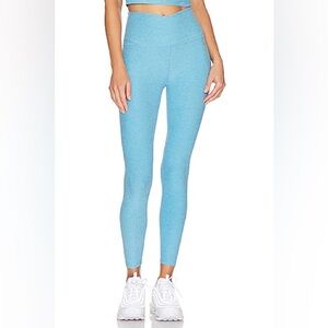 BEYOND YOGA Spacedye At Your Leisure Crop Leggings in Waterfall Blue Heather M